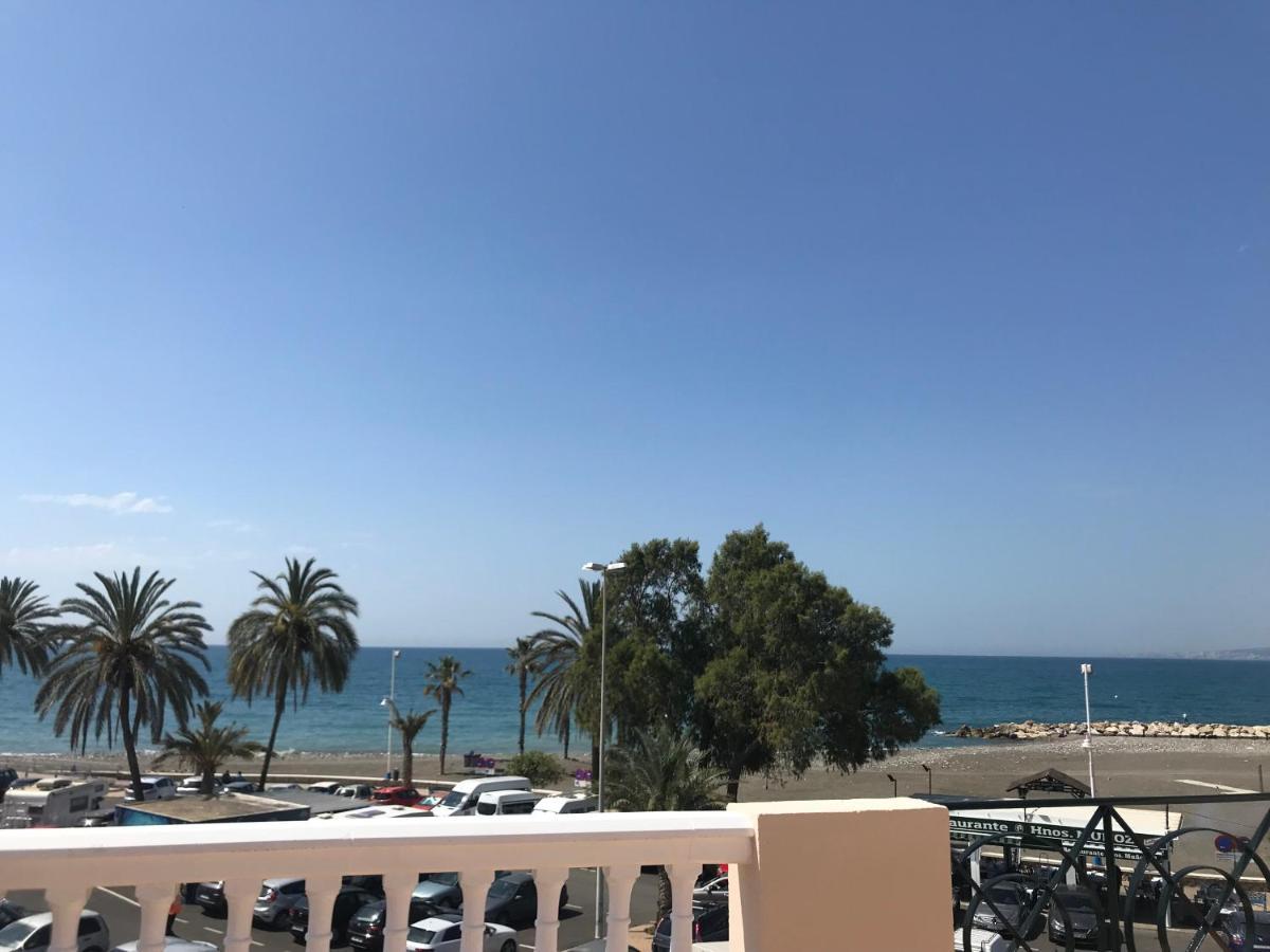 Soek Pedregalejo Seafront Holidays Homes Málaga Exterior foto
